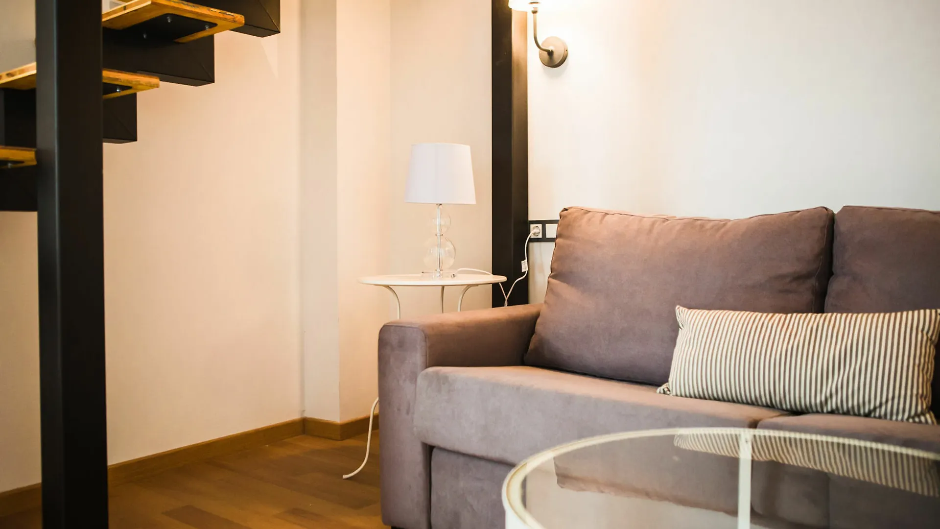Suncity Apartamentos Refino Con Piscina Málaga Espanha