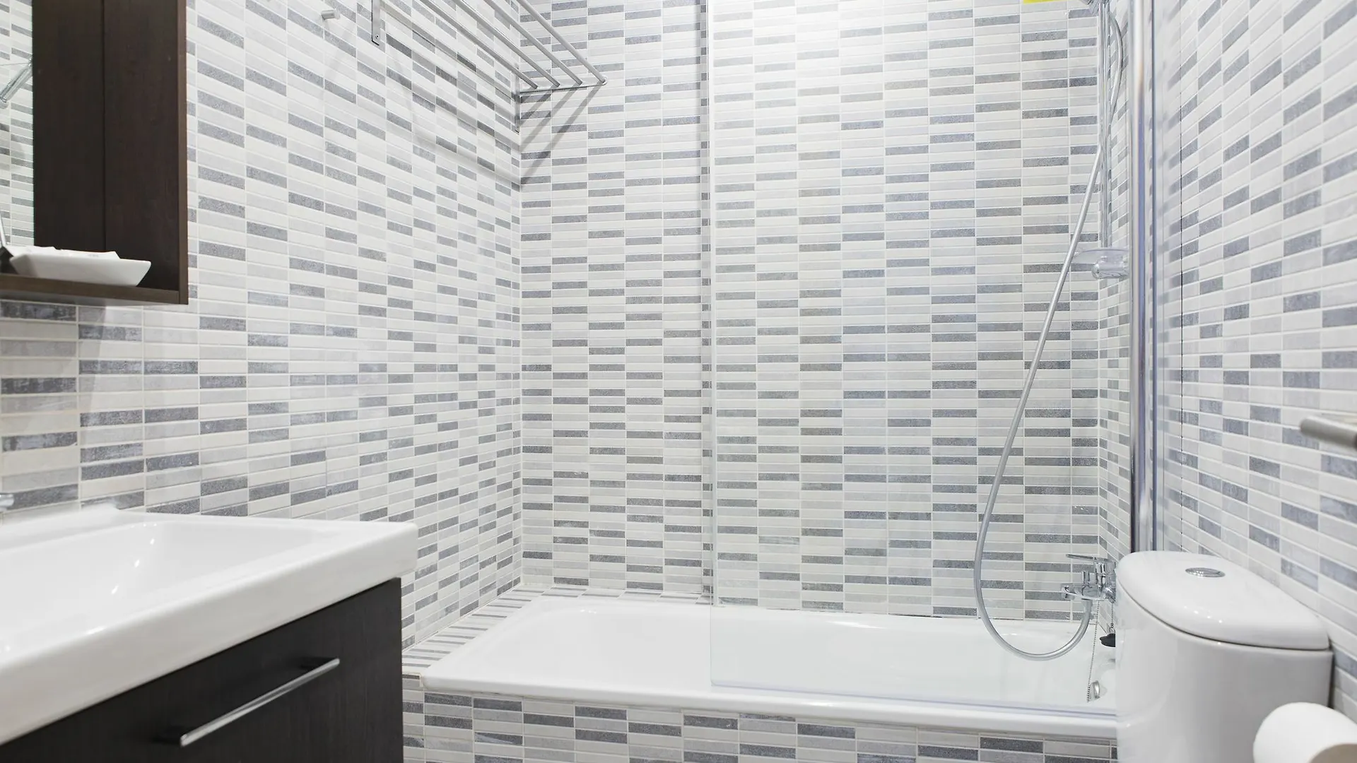 Suncity Apartamentos Refino Con Piscina Málaga