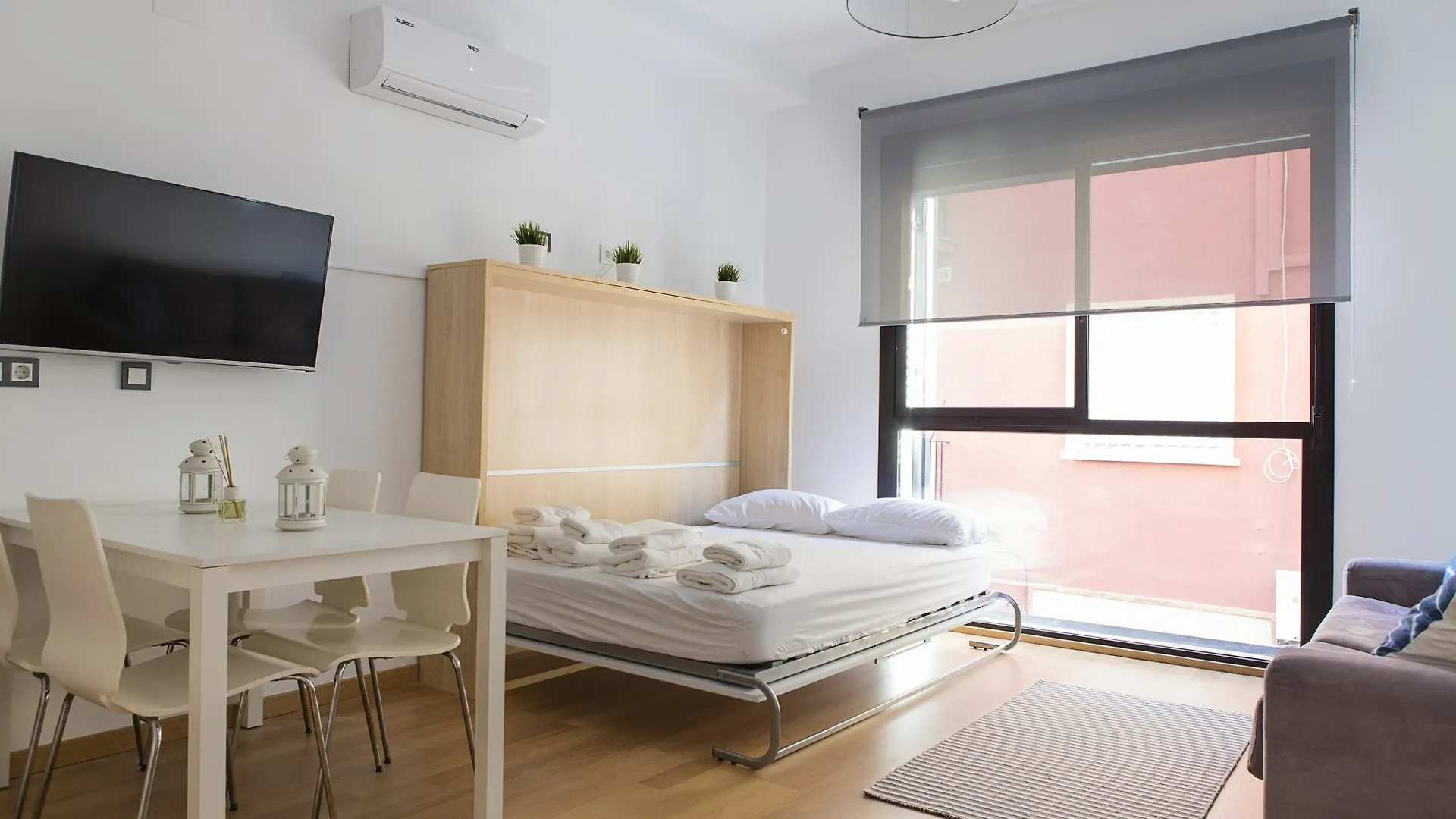 Suncity Apartamentos Refino Con Piscina Málaga
